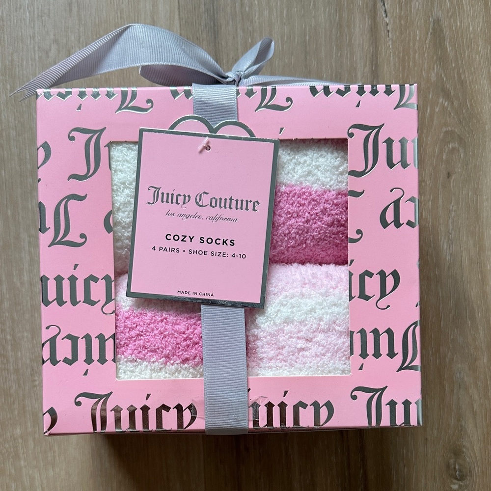 Juicy Couture Plush Cozy Socks Gift Set - Pink & White